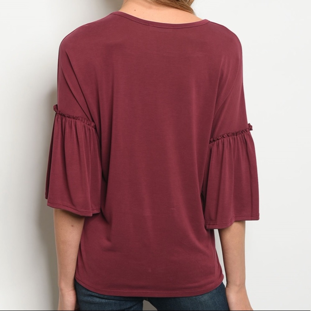 🌺1 MEDIUM🌺Wine Bell Sleeve Top - Picture 6 of 6